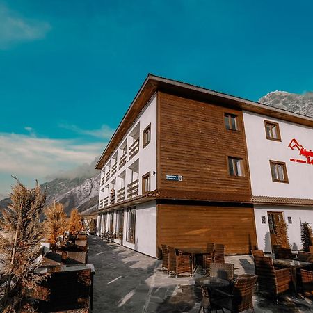 Alpine Lounge Boutique Hotel Kazbegi Bagian luar foto